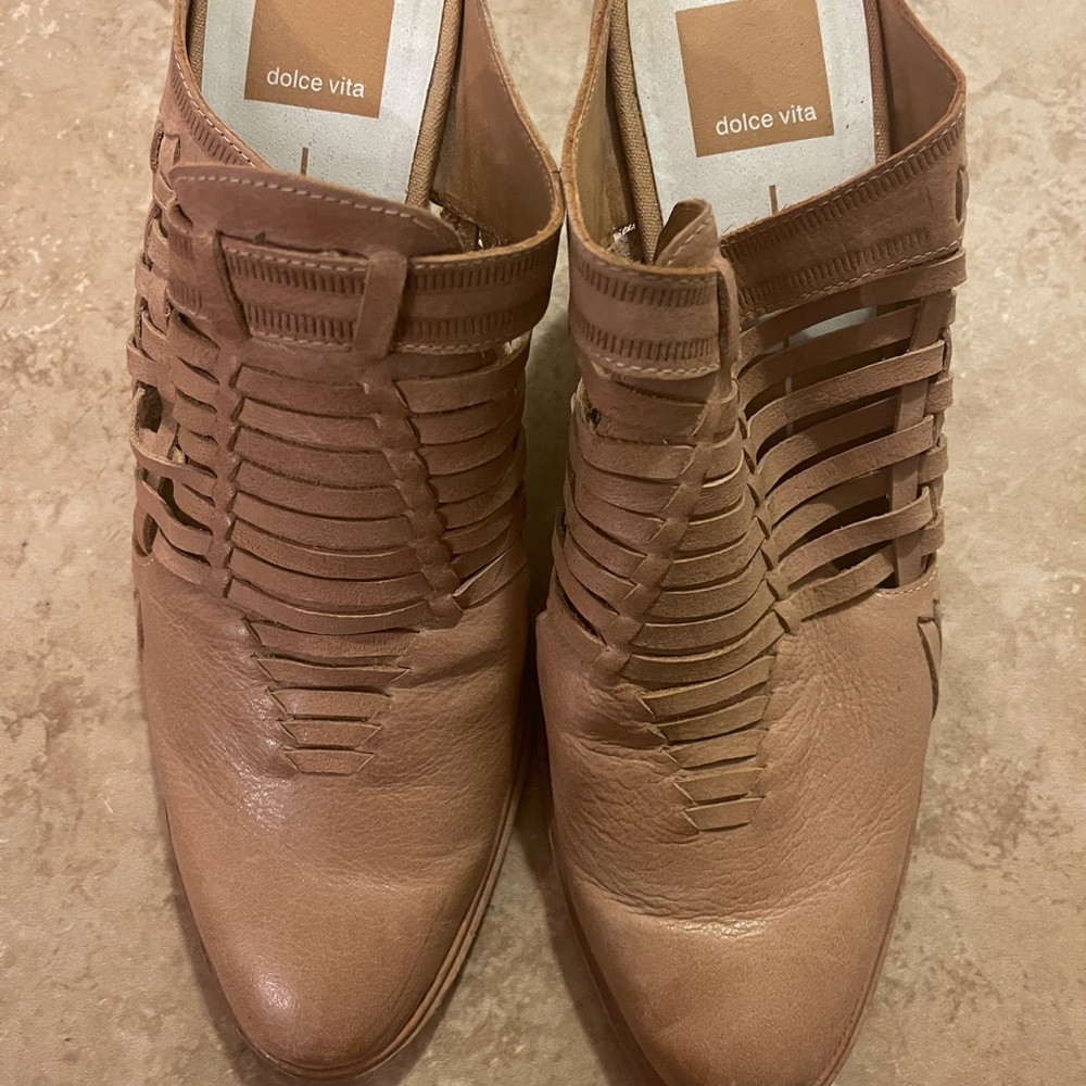 Dolce Vita Mexican huarache inspired mules size 10 - Picture 2 of 4